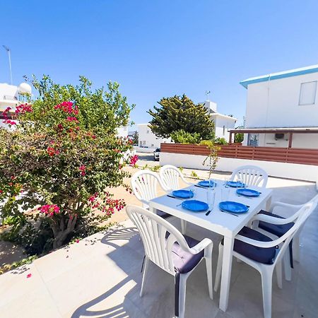 Protaras Sunny Villa ภายนอก รูปภาพ