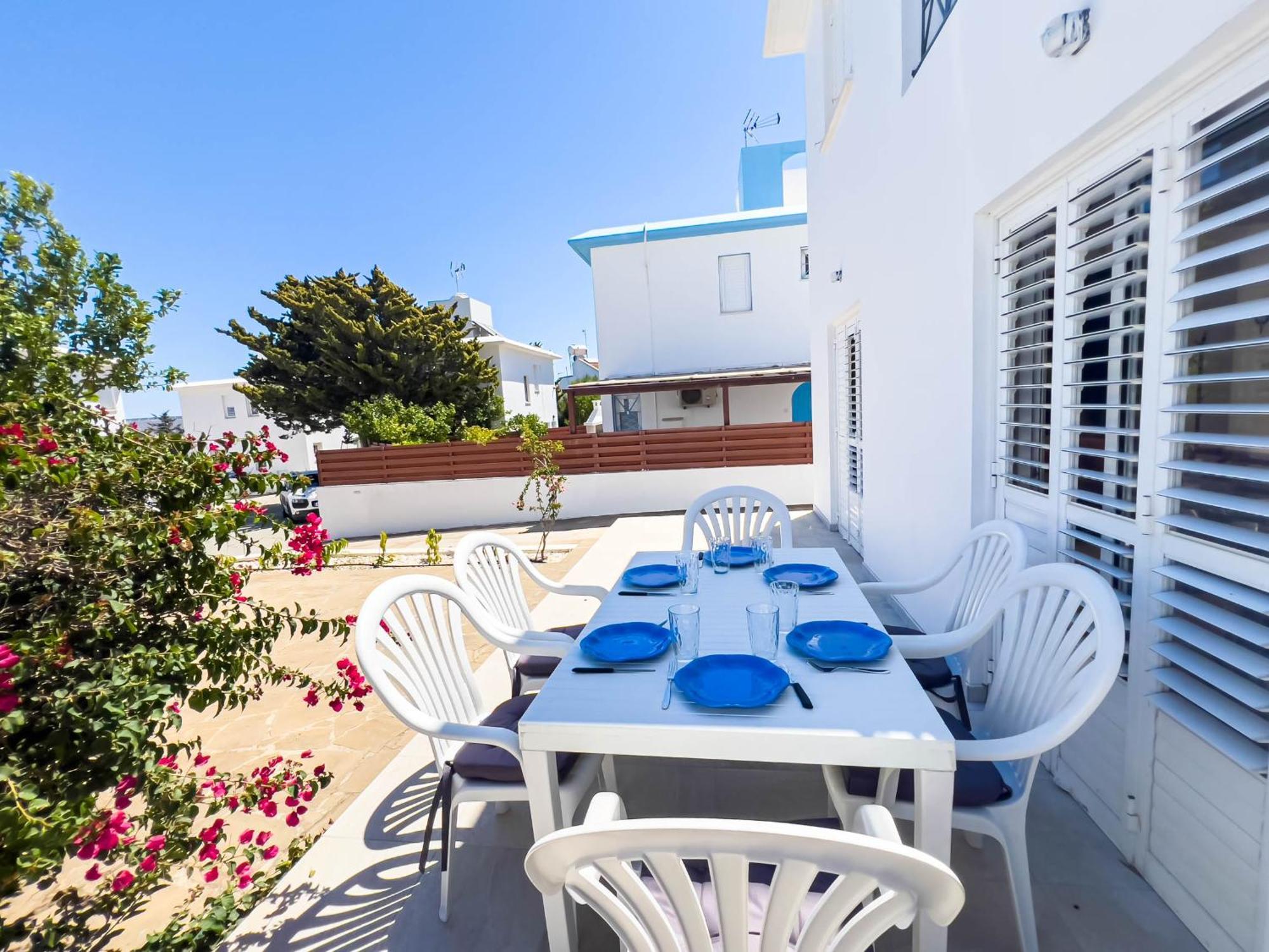 Protaras Sunny Villa ภายนอก รูปภาพ